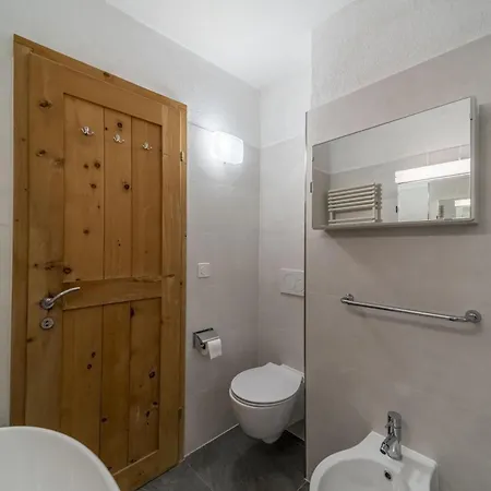 Chesa Piz Padella 1st Floor - Celerina Daire *