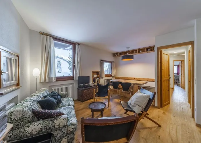 Chesa Piz Padella 1st Floor - Celerina Daire